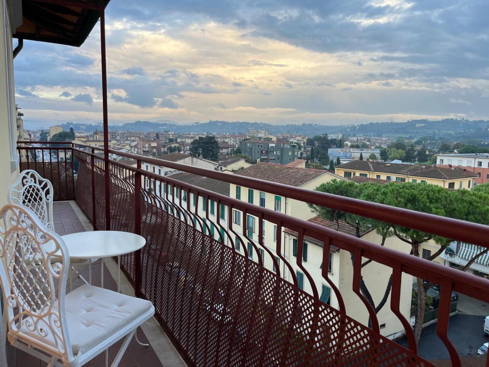 Hundred Steps To Heaven * Florencia